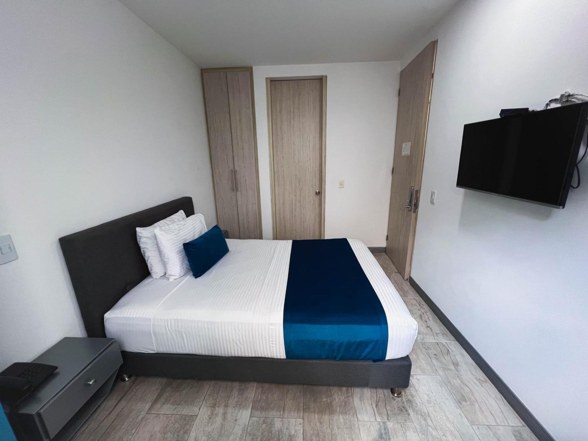 Rosales Gold 4* Pereira